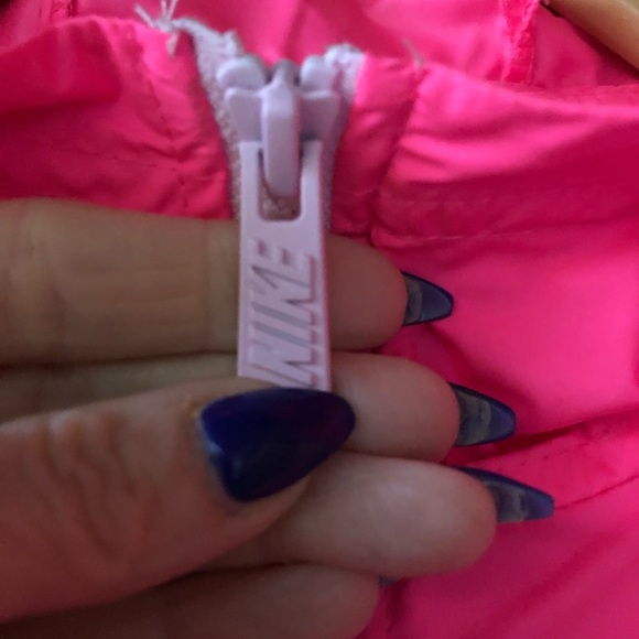 NIKE | Neon pink, light pink & white lightweight hooded oversized fall jacket - Picture 7 of 11